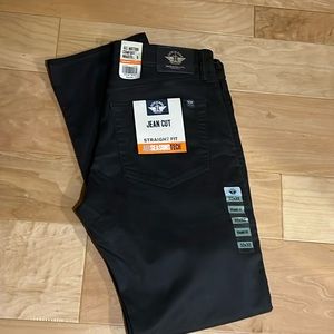 NWT Dockers All Seasons Tech Straight Fit 32x32